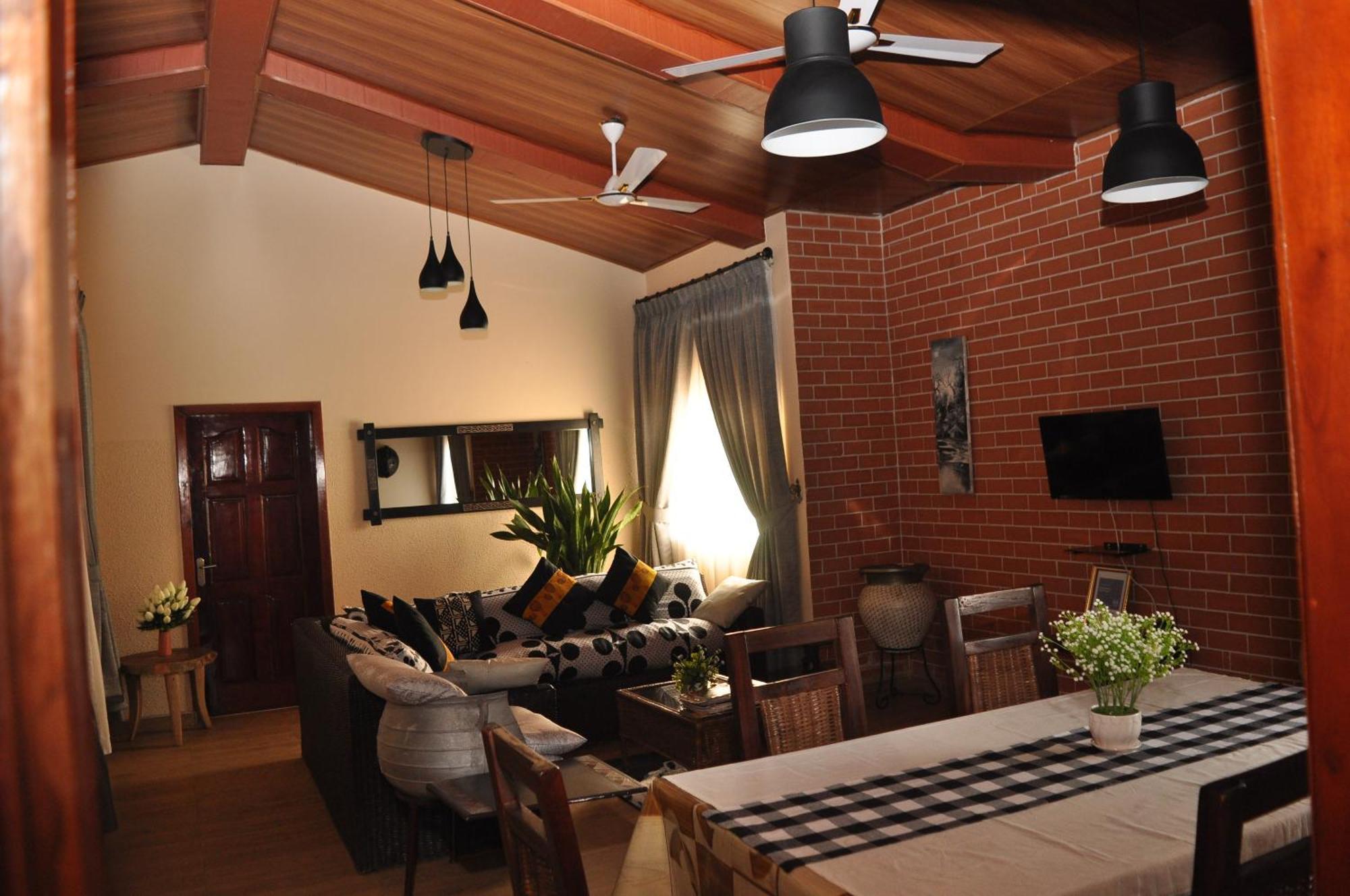 Santa Monica Home Lodge Senchi Kültér fotó